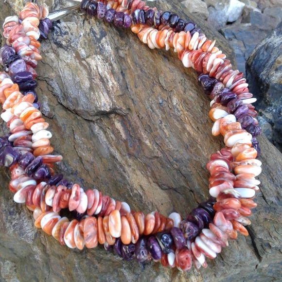 Sterling Silver 3 Shades Spiny Oyster NECKLACE - Picture 5 of 7